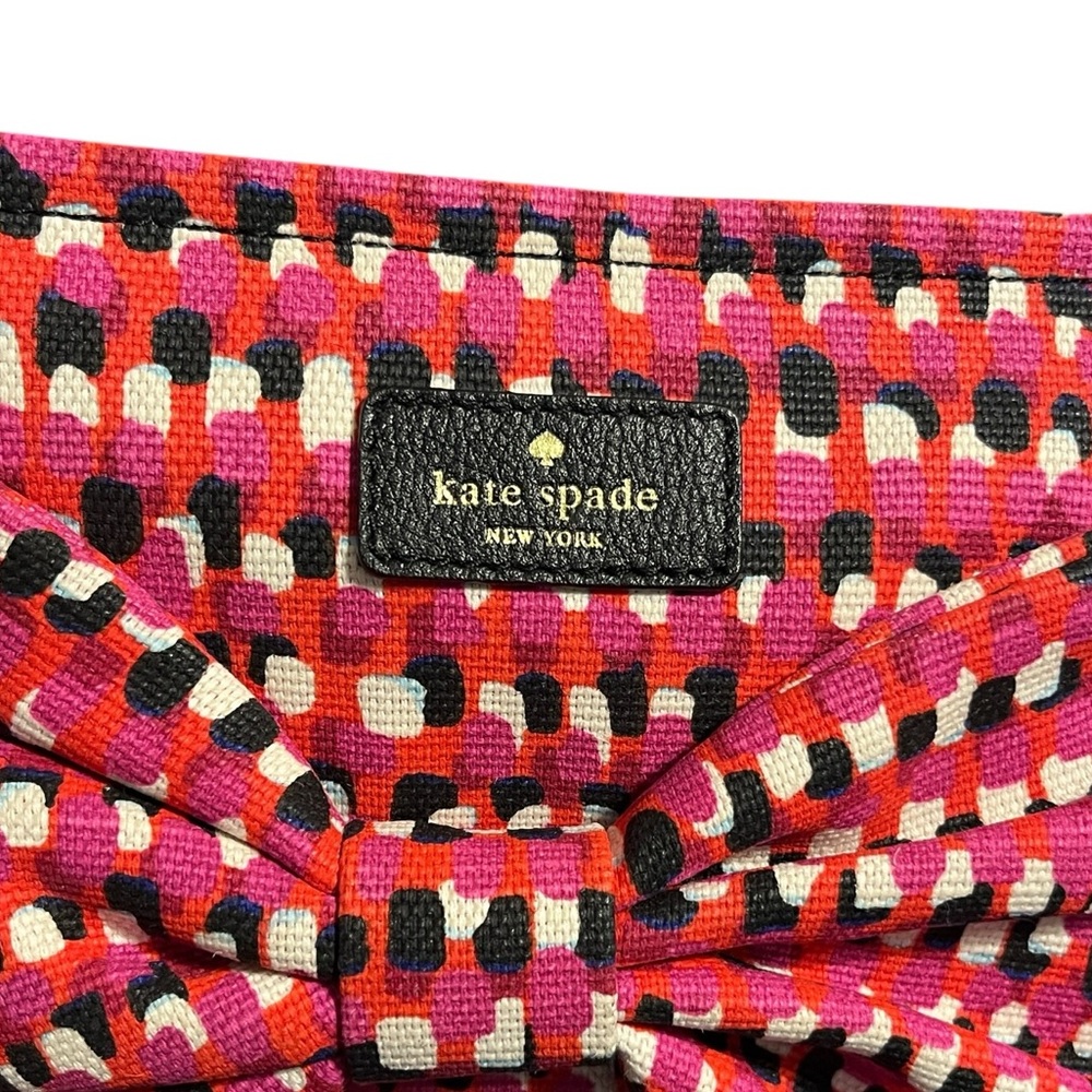Kate Spade On Purpose Pink and Black Canvas Bow Clutch Wristlet - Picture 3 of 10
